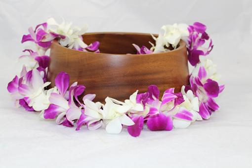 mixed orchid lei white